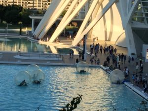 People in bubbles - Turia Gardens